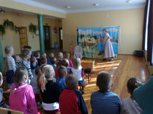 Przedstawienie w przedszkolu